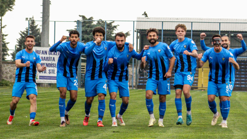 Karaca ekibi Playoff kotasına yükseldi